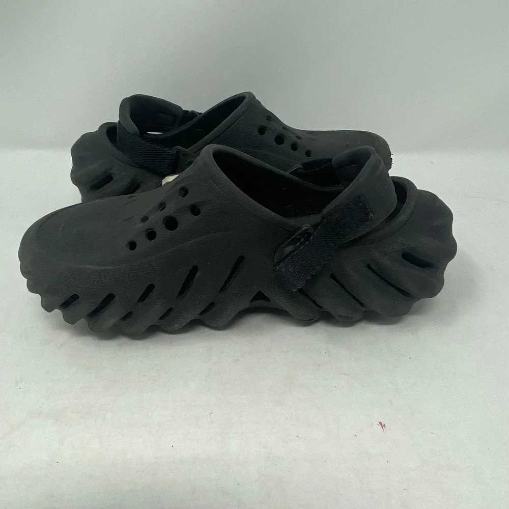 Crocs Echo Clog Black Sporty Streetwear Sandals C12 Kids 207937-001